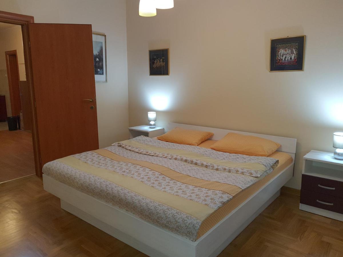 Talas Apartmani Belgrado Esterno foto