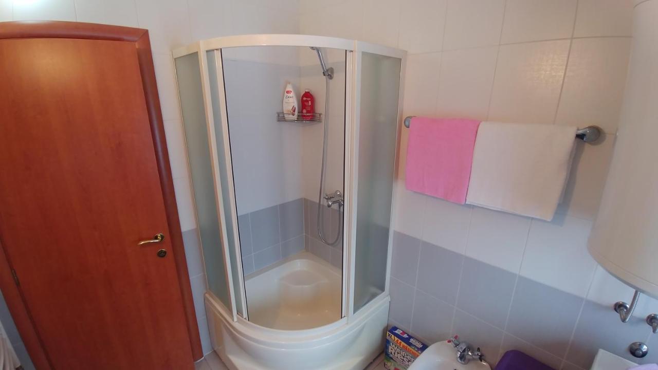 Talas Apartmani Belgrado Esterno foto