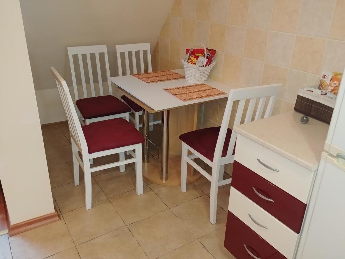 Talas Apartmani Belgrado Esterno foto