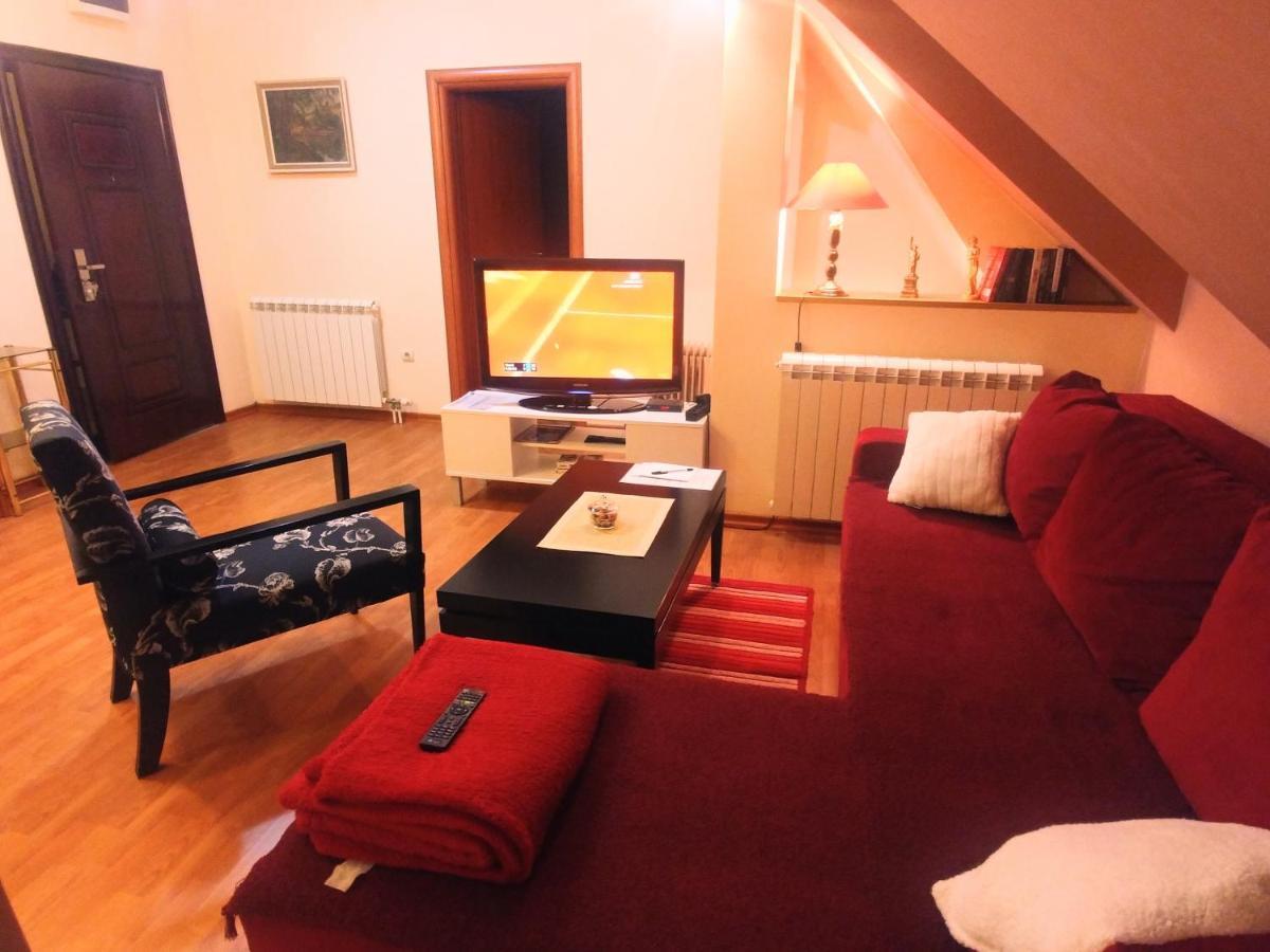 Talas Apartmani Belgrado Esterno foto